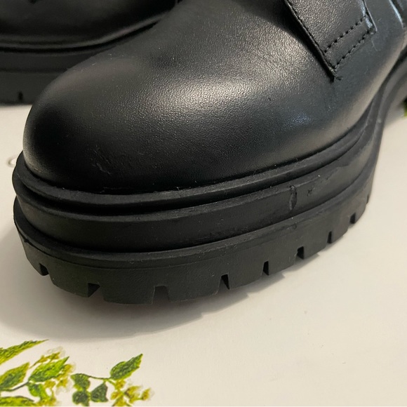 NIB Chelsea & Violet Rumi Leather Lace-Up Chunky Lug Sole Combat Booties Bla… - Picture 13 of 15